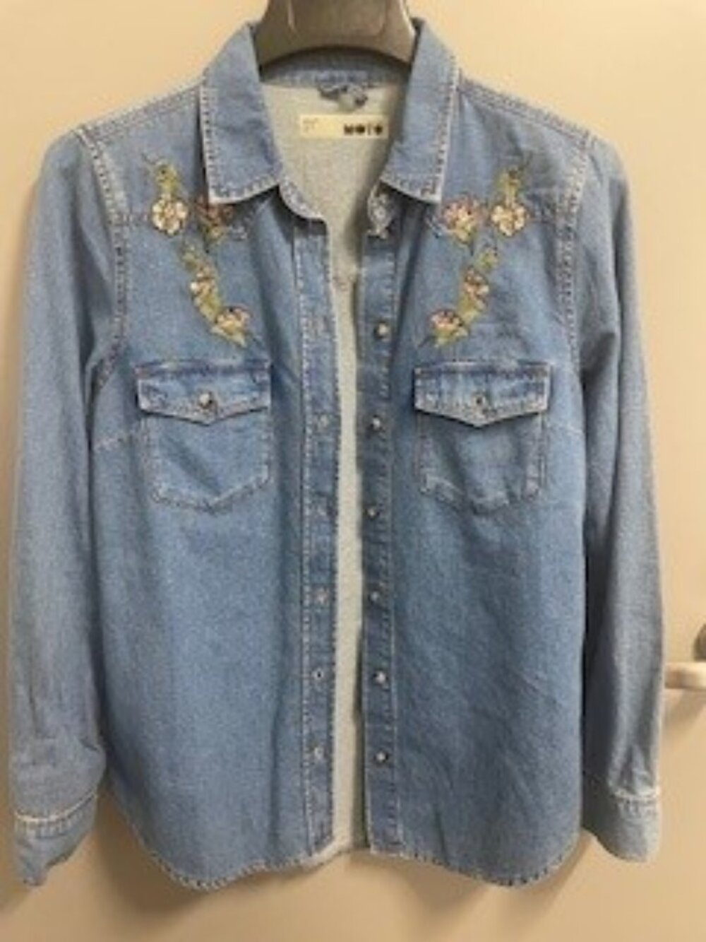 TOPSHOP, 6, LIGHT WEIGHT BUTTON DOWN SHIRT